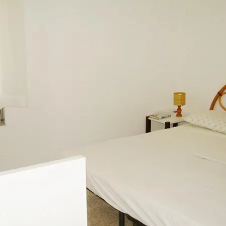 Flat With Terrace In A Green And Quiet Area Close To Lignano Pineta Centre Apartment *